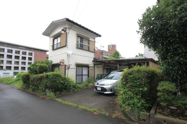 山梨県都留市田原３ 900万円