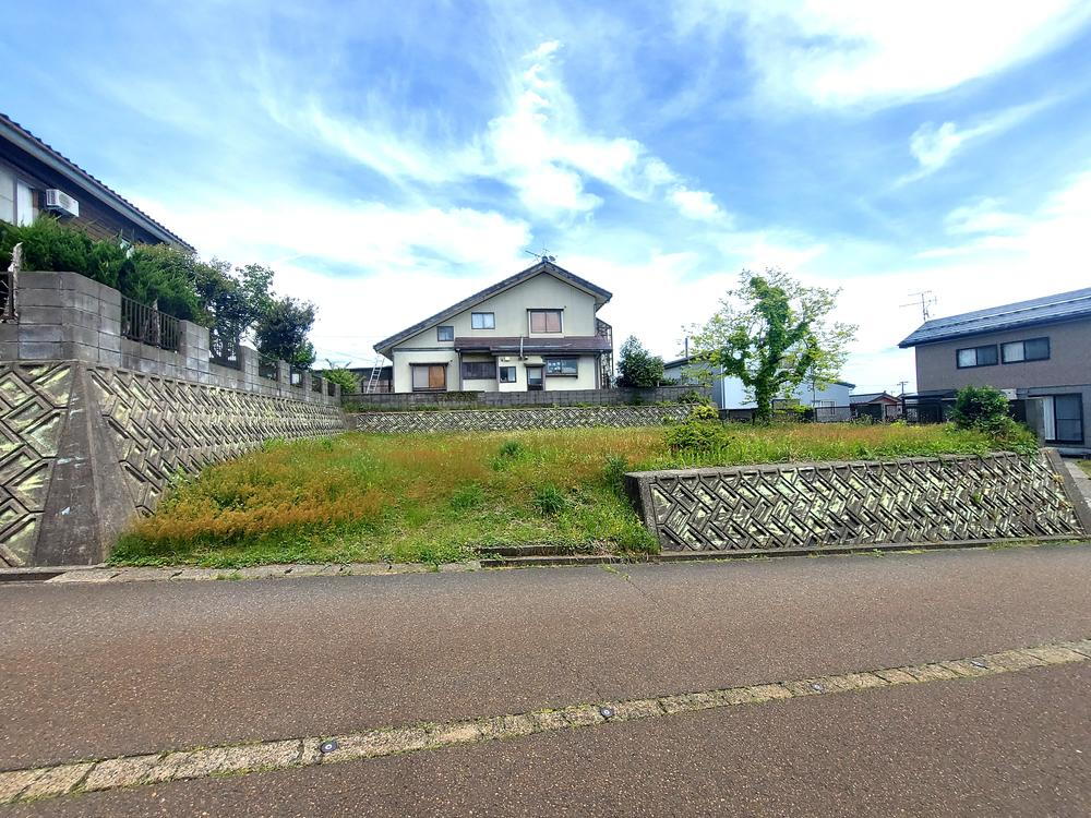 新潟県上越市大潟区九戸浜 320万円