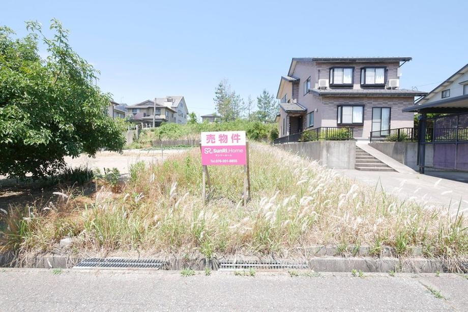 石川県かほく市大崎 320万円