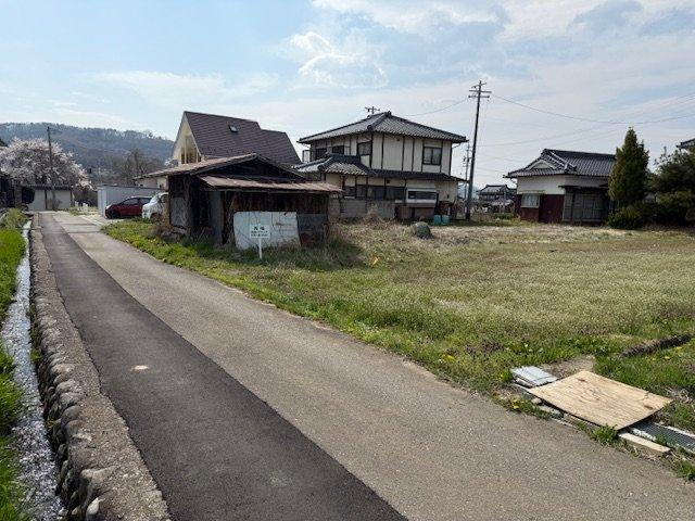 長野県佐久市桜井下桜井 400万円