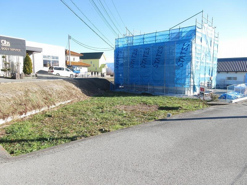 山梨県南アルプス市下高砂 216万円