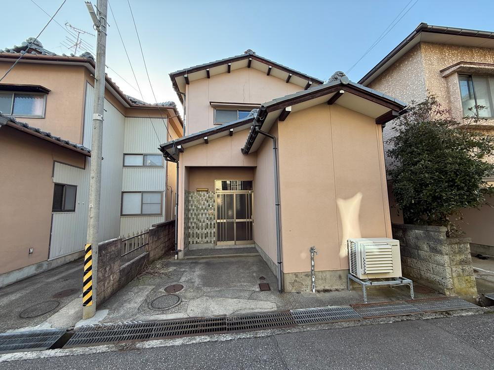 石川県金沢市米泉町７ 681.2万円