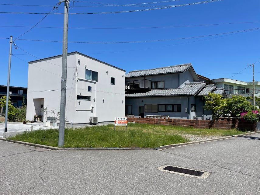 石川県金沢市示野中町１ 1751.9万円