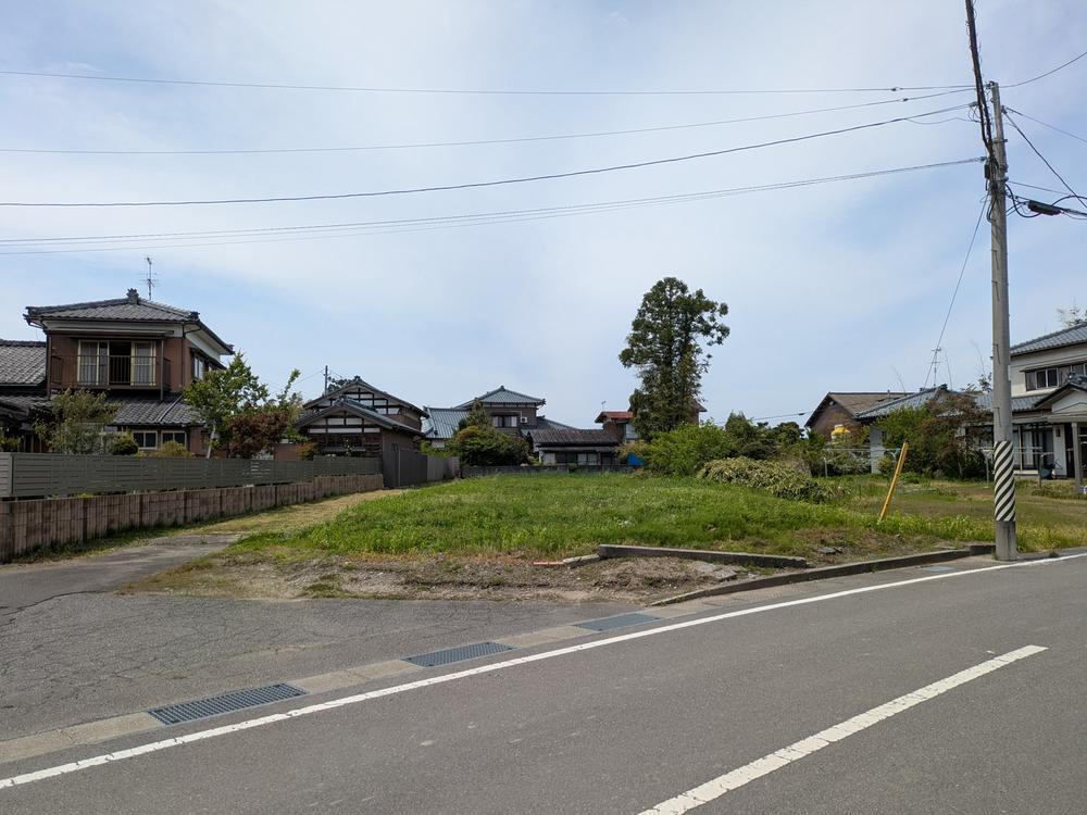 新潟県新潟市北区大月 150万円