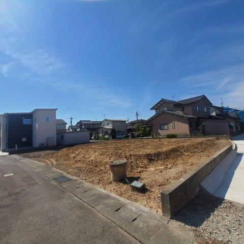 福井県坂井市春江町西太郎丸 780万円
