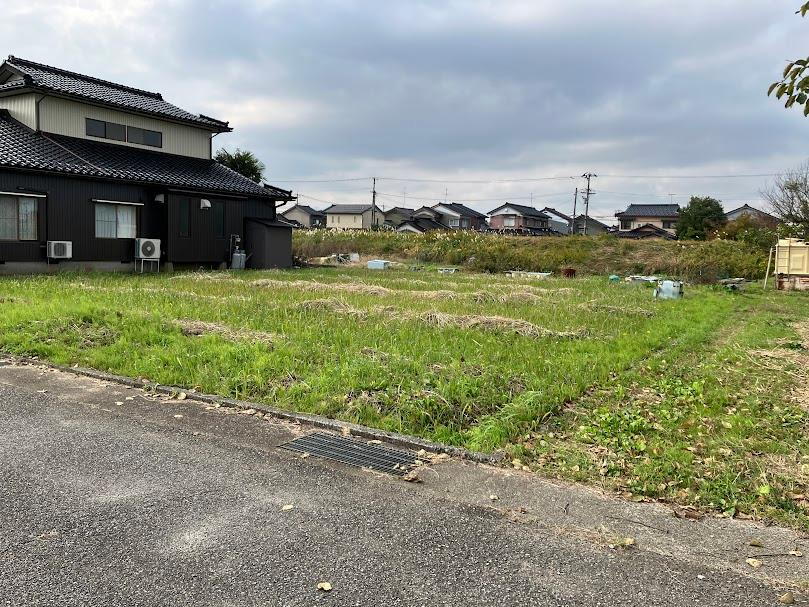 富山県高岡市下島町 150万円