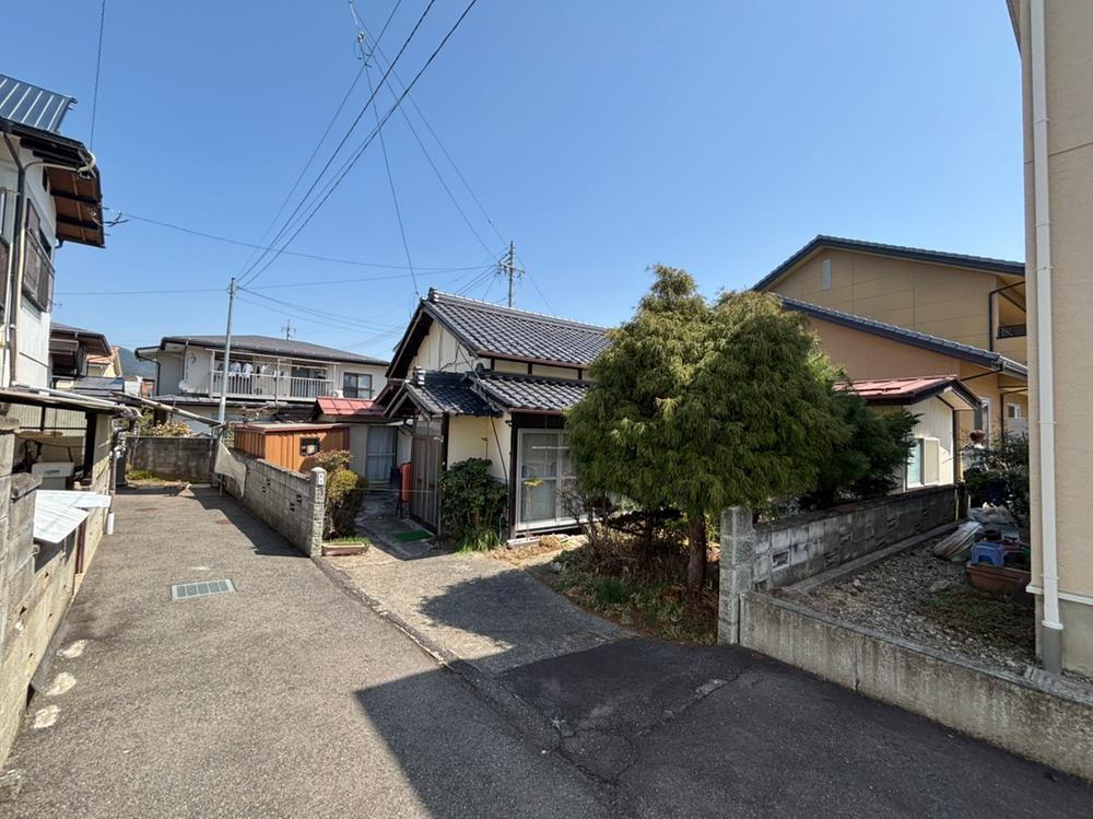 長野県長野市吉田２ 1630万円