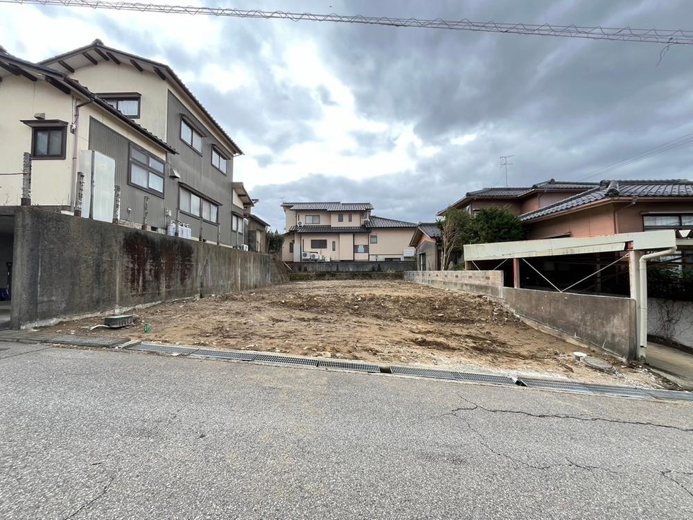 石川県金沢市高尾南１ 1250万円