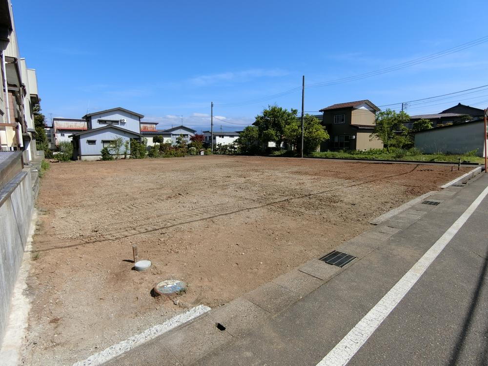 新潟県上越市南本町２ 980万円