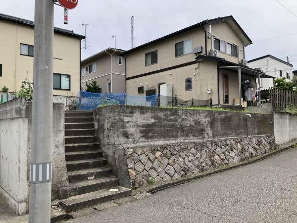 新潟県新潟市北区松浜４ 520万円