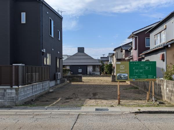 石川県金沢市矢木２ 1046万円