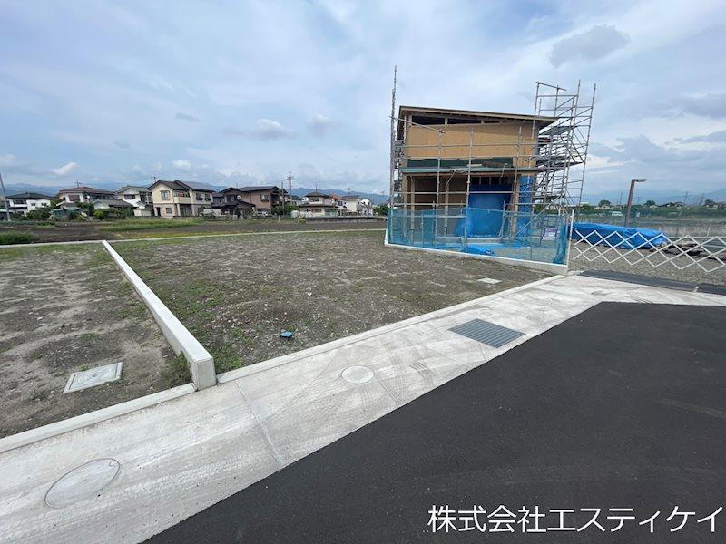 山梨県中巨摩郡昭和町西条 1043万円