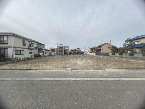 富山県富山市奥田町 11800万円