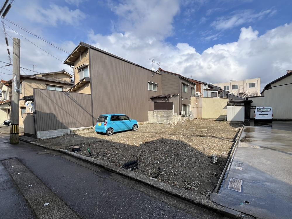 石川県金沢市笠市町 2050万円