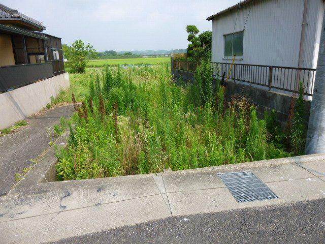 三重県津市栗真小川町 174万円