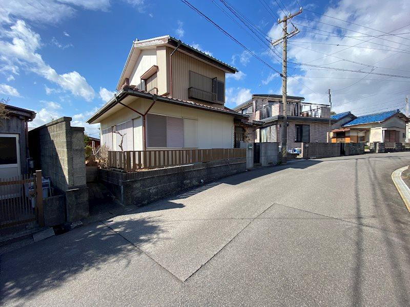 三重県津市河芸町千里ヶ丘 960万円