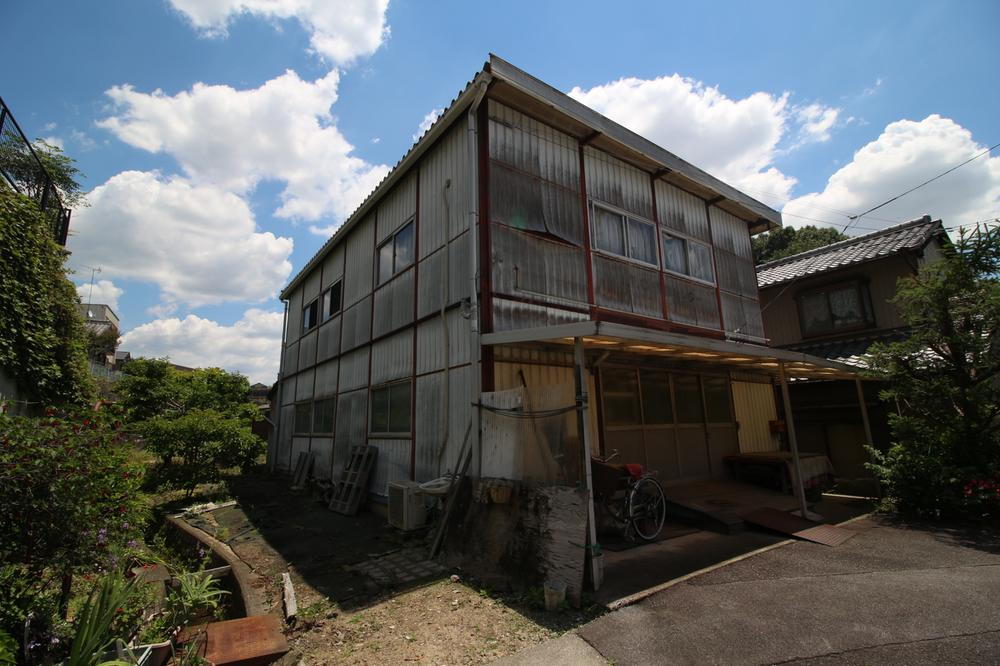 愛知県岡崎市明大寺町字中新切 2200万円