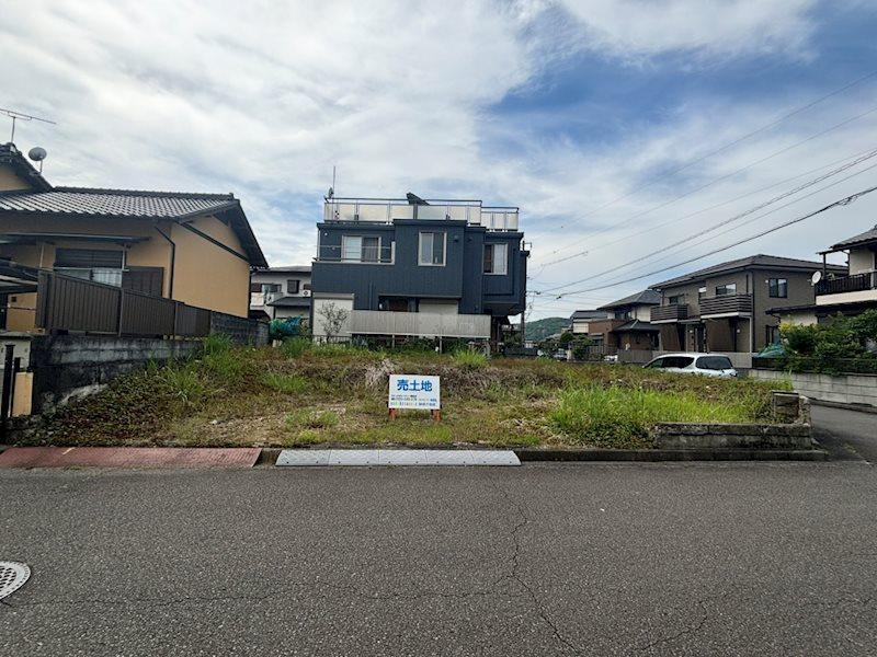 静岡県藤枝市藤岡５ 1200万円