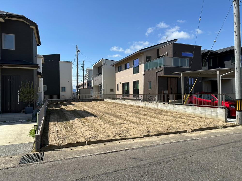 岐阜県岐阜市西中島４ 880万円