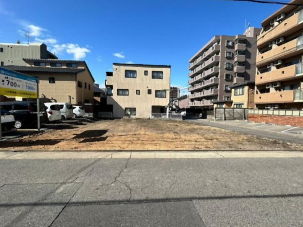 愛知県名古屋市千種区春岡１ 14000万円
