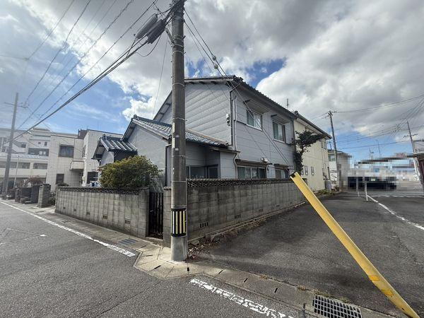 愛知県安城市三河安城東町１ 3680万円