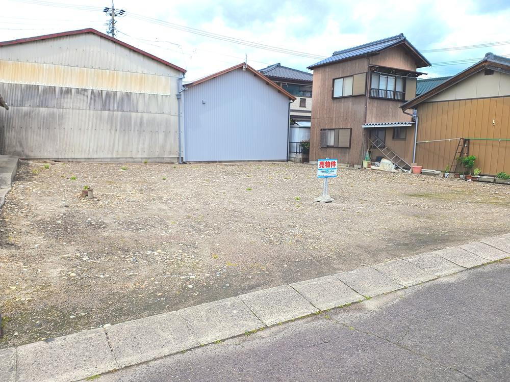 岐阜県土岐市泉町大富 1960万円