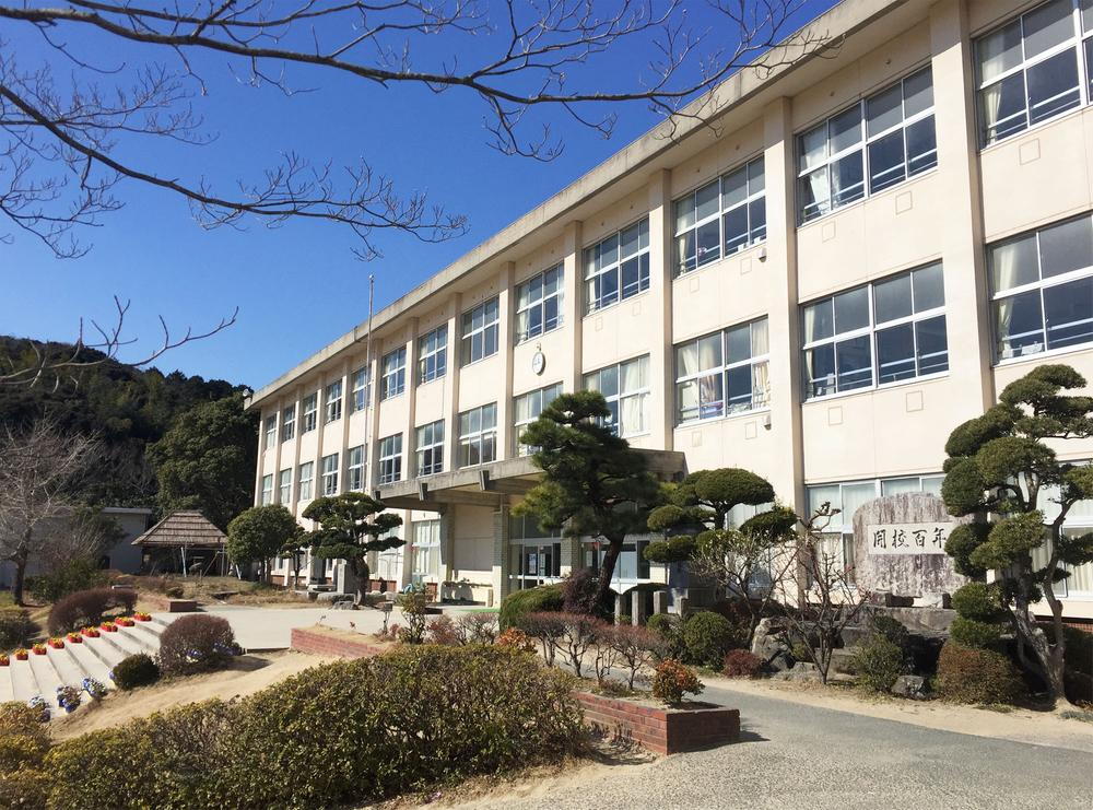 愛知県額田郡幸田町大字深溝字西池田 2370万円