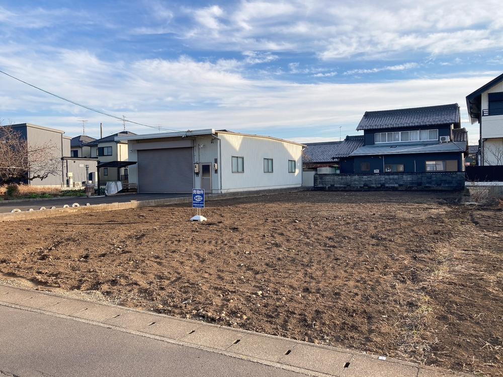 岐阜県岐阜市琴塚２ 998万円