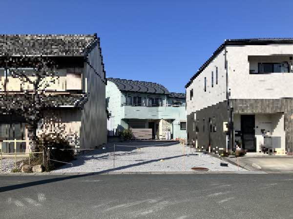 愛知県田原市田原町東大浜 1080万円