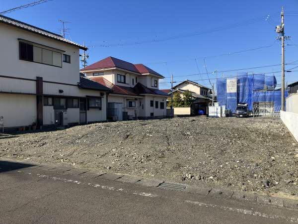 静岡県焼津市西小川５ 1700万円