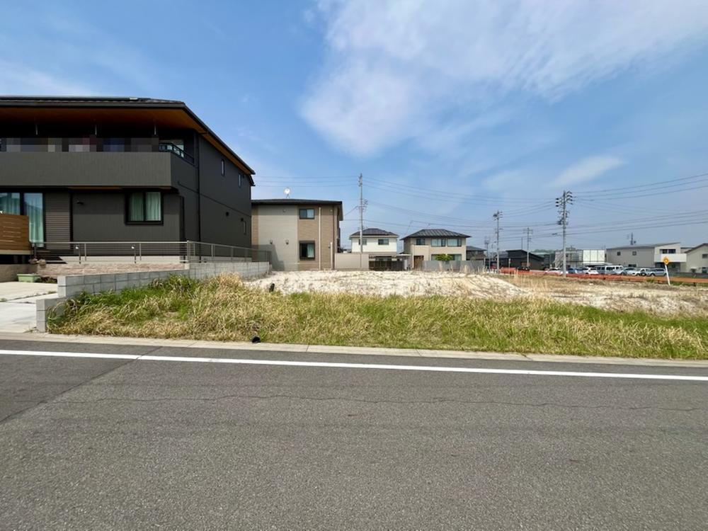 愛知県愛知郡東郷町大字春木字北見額 3490万円