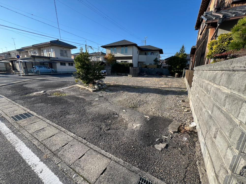 滋賀県近江八幡市八幡町 1100万円