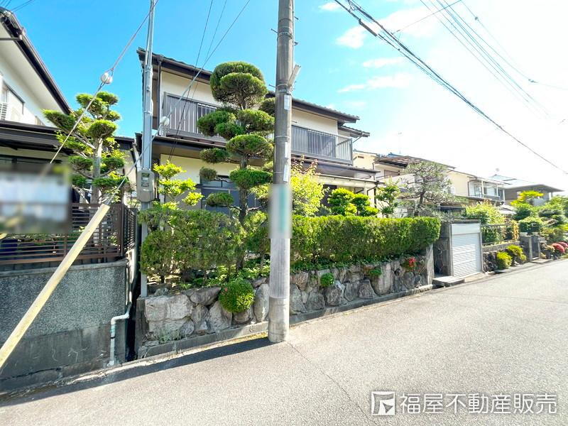 大阪府高槻市松が丘３ 2580万円