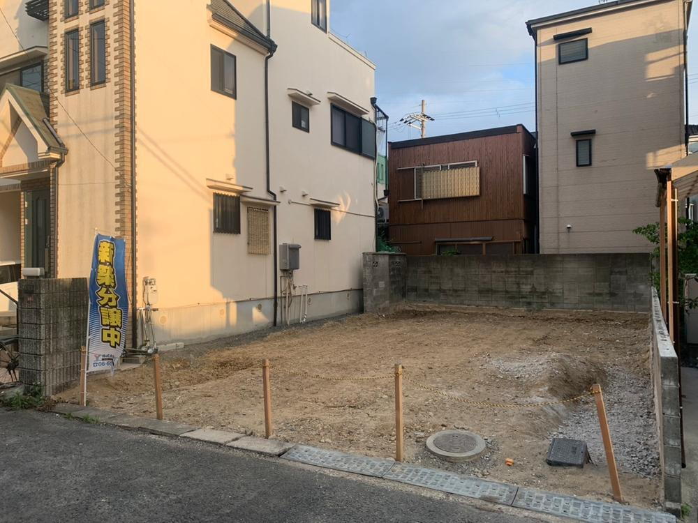 大阪府高槻市栄町４ 2150万円