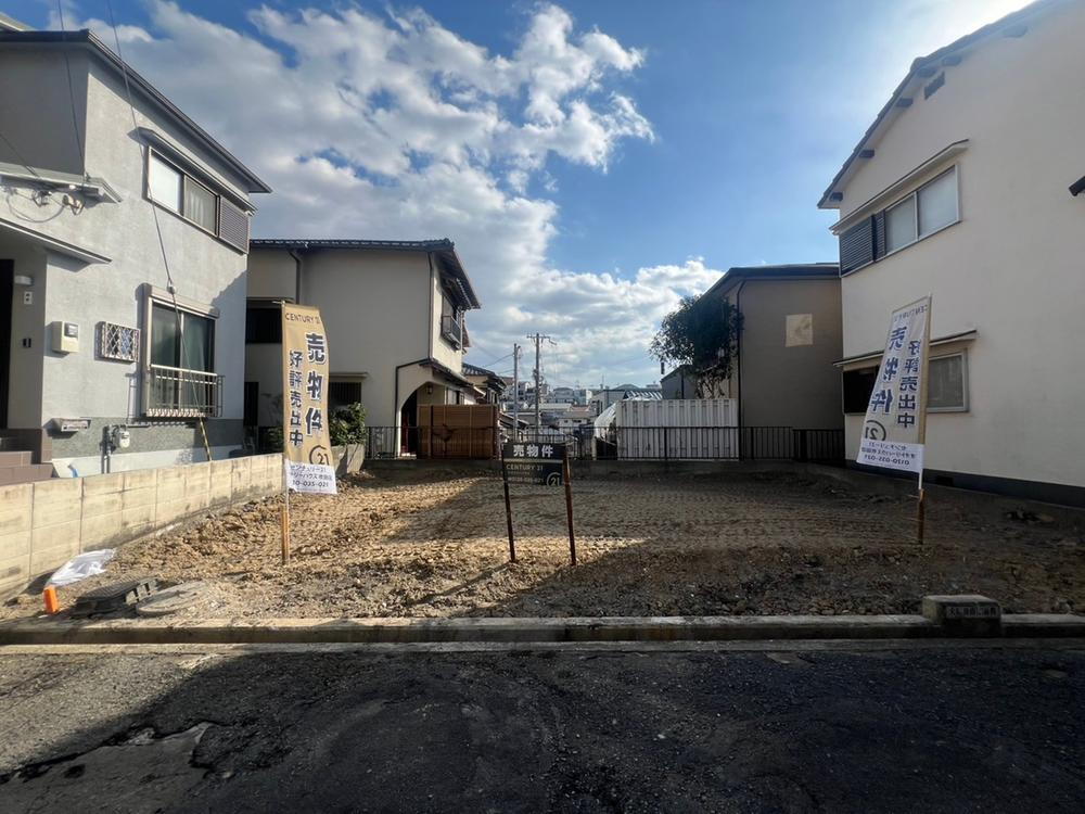 大阪府箕面市瀬川４ 2280万円