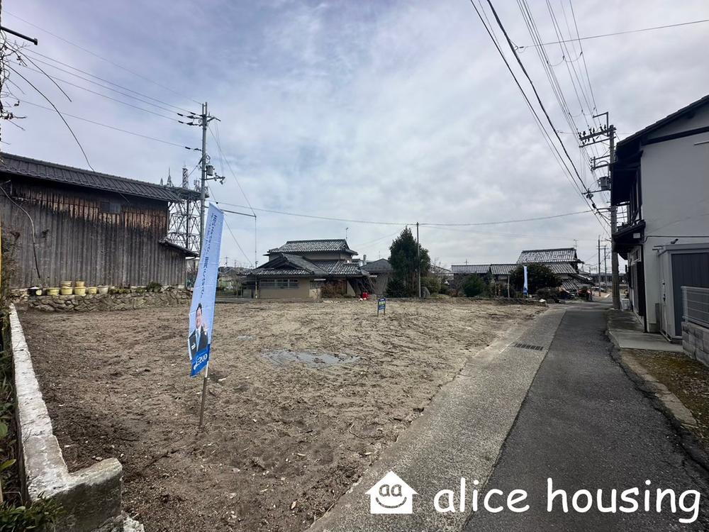 滋賀県大津市南小松 698万円