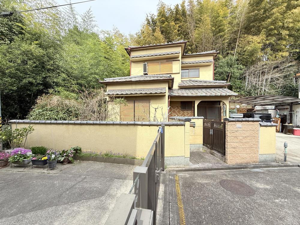 奈良県生駒市萩の台 500万円