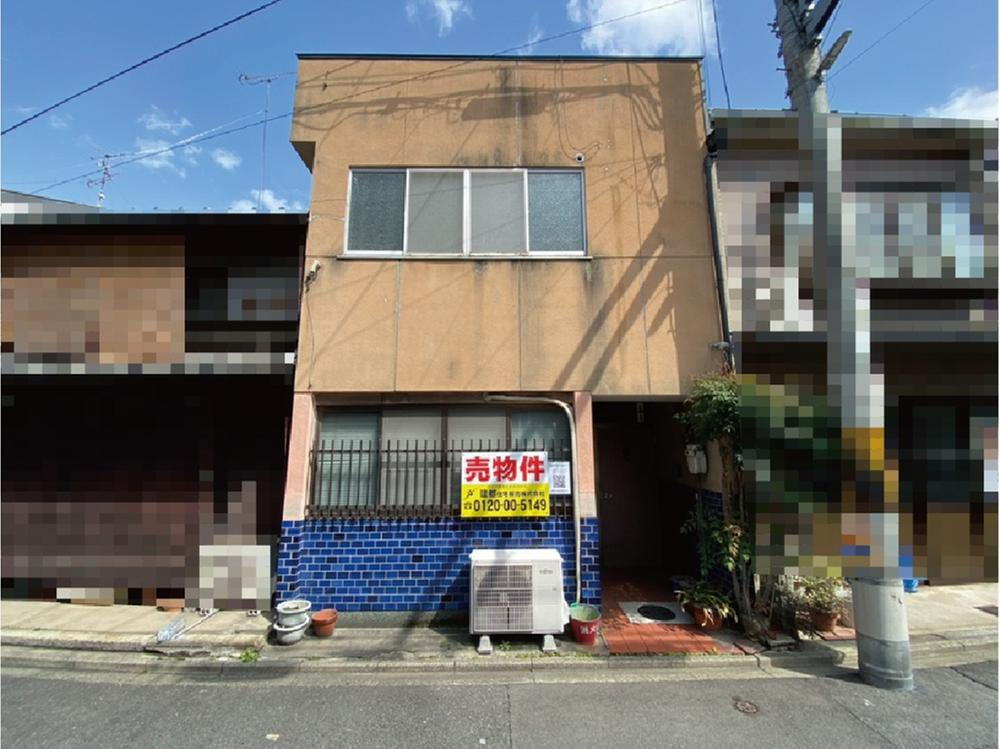 京都府京都市上京区坤高町下長者町通裏門西入上る 2230万円