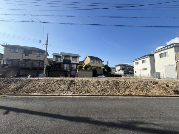 奈良県奈良市若葉台２ 2450万円