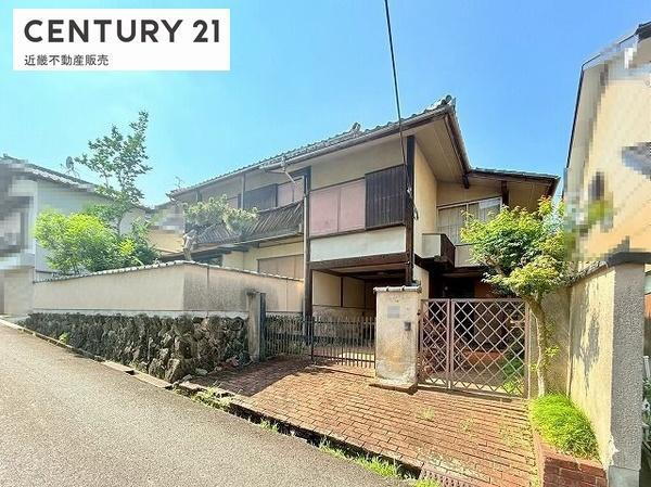 奈良県橿原市菖蒲町２ 1600万円
