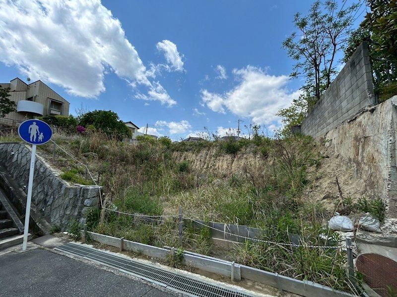 大阪府吹田市古江台２ 13500万円