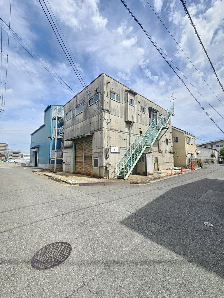 兵庫県伊丹市北本町３ 12980万円