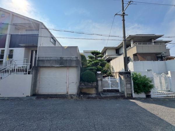 大阪府堺市南区庭代台３ 3300万円