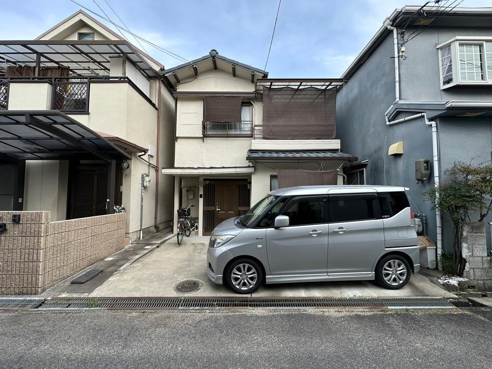 大阪府高槻市芝生町２ 1450万円