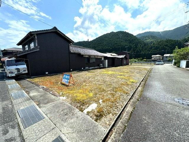 兵庫県朝来市生野町真弓 300万円