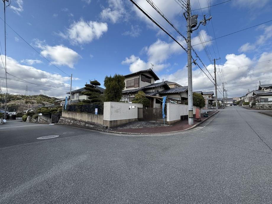 兵庫県川辺郡猪名川町松尾台４ 2190万円