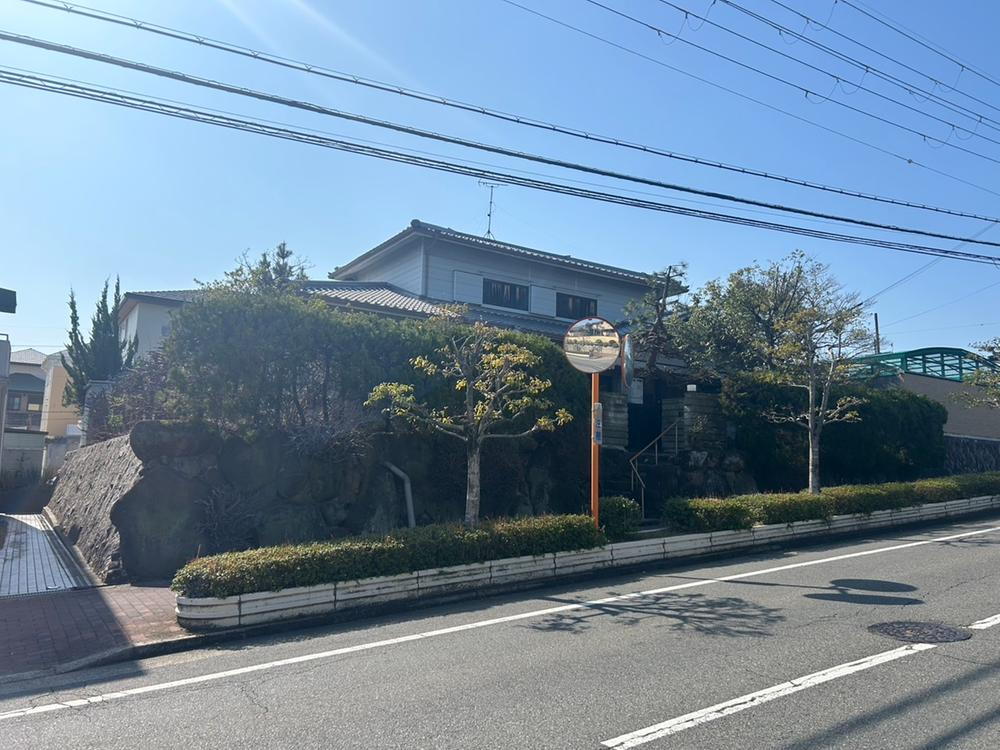 奈良県奈良市鳥見町１ 土地