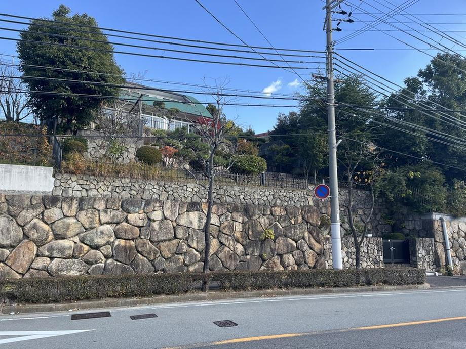 兵庫県芦屋市山手町 14800万円