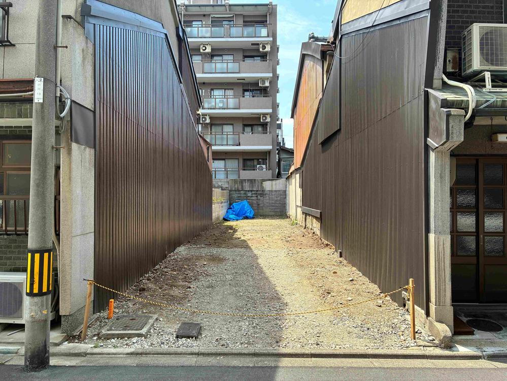 京都府京都市中京区西堂町小川通姉小路下る 8800万円