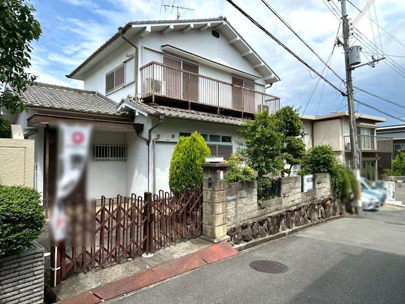 大阪府高槻市日吉台三番町 4180万円